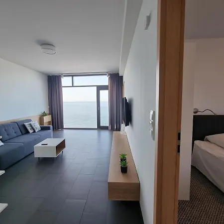 365pam - Boulevard Lägenhet *