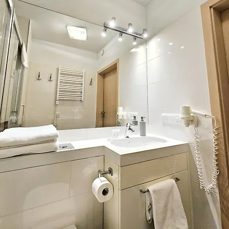 365pam - Boulevard アパート ウストロニエ・モルスキエ